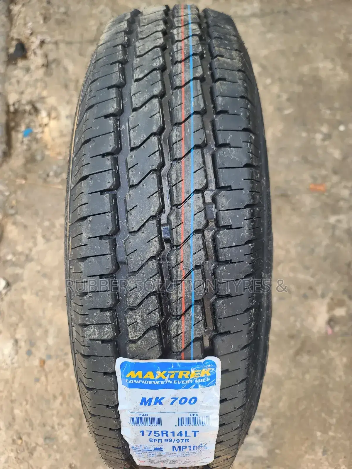 175r14 C Maxtrek Tires L/T 8pr