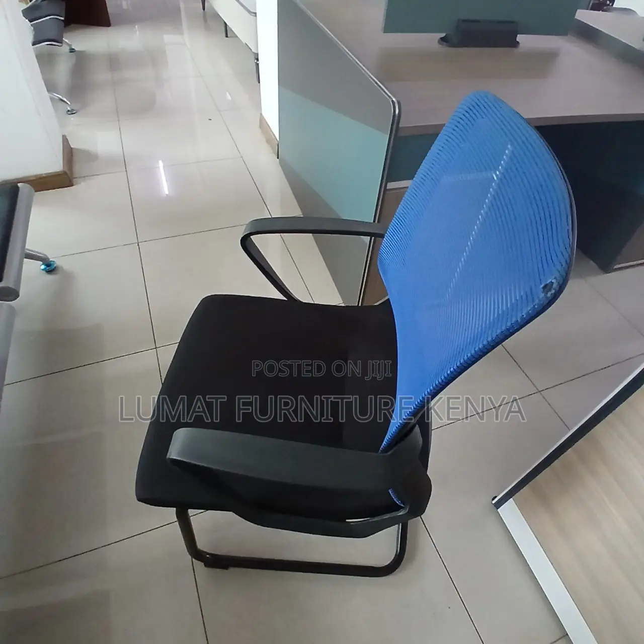 Midback Visitor Chair