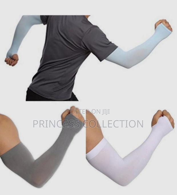 Protective Arm Gloves - thumbnail 2