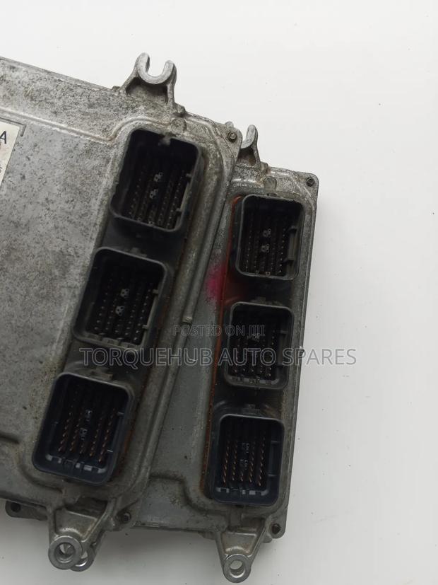 Honda Fit 2011 Engine Computer - thumbnail 2