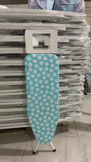 Smooth Itoning Surface (90 by 30 Cm )Sturdy Thick Frame Ironing Board