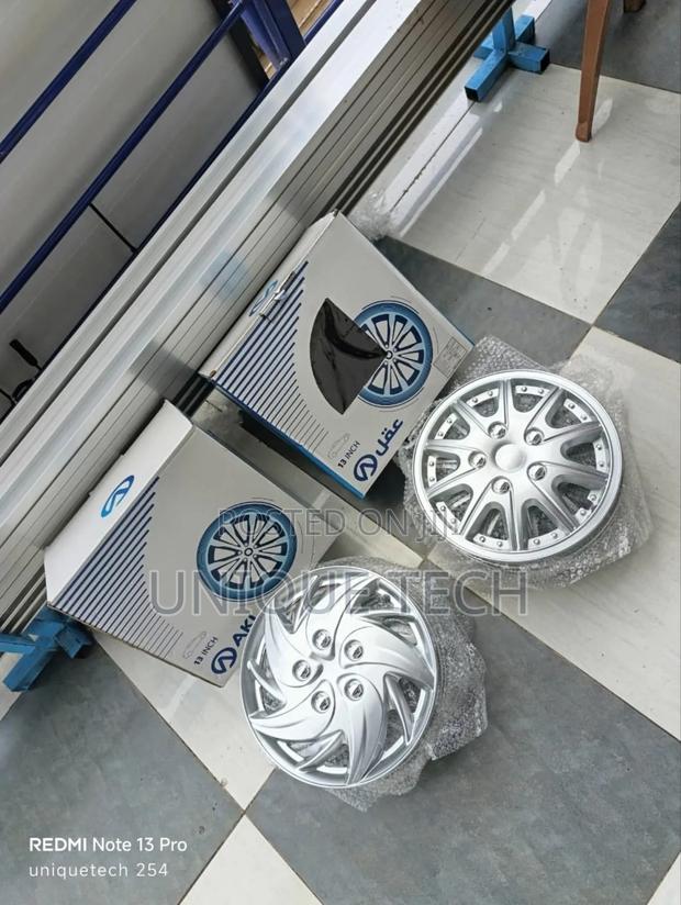 Stylish 13 Inch Universal Wheel Hub Covers 4pcs