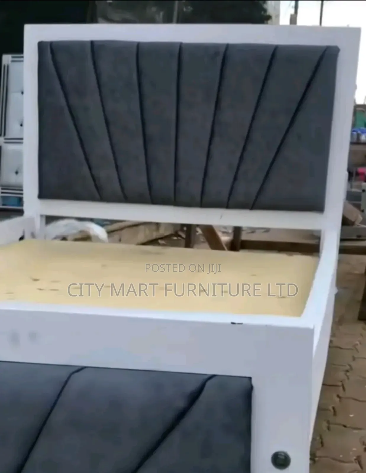 Fine-Finish Mocket Beds