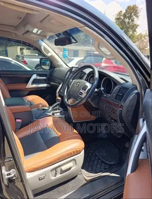 Toyota Land Cruiser 2014 Black