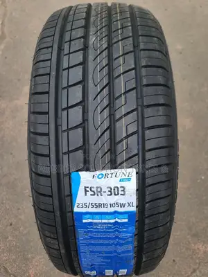 235/55r19 Fortune Tyres 105 W X/L Fsr303