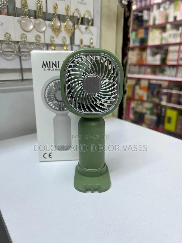 Mini Handheld Fan - thumbnail 2