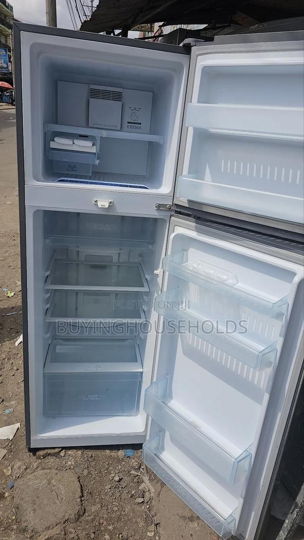 Mika 300l No Frost Fridge - thumbnail 3