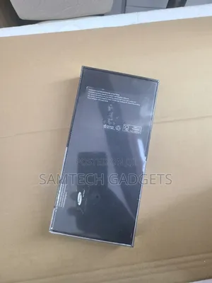 New Samsung Galaxy Z Flip4 256 GB Silver