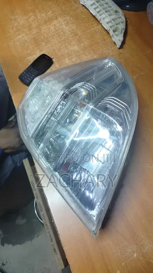 Honda Fit 2013 Taillight RHS Clear