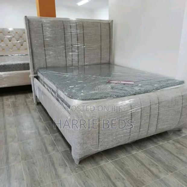 Cheaster Mocket Bed Available - main view