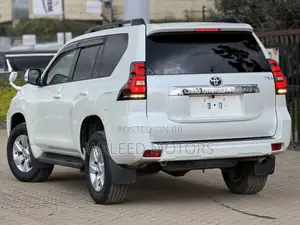 Toyota Land Cruiser Prado 2.7 2019 Pearl