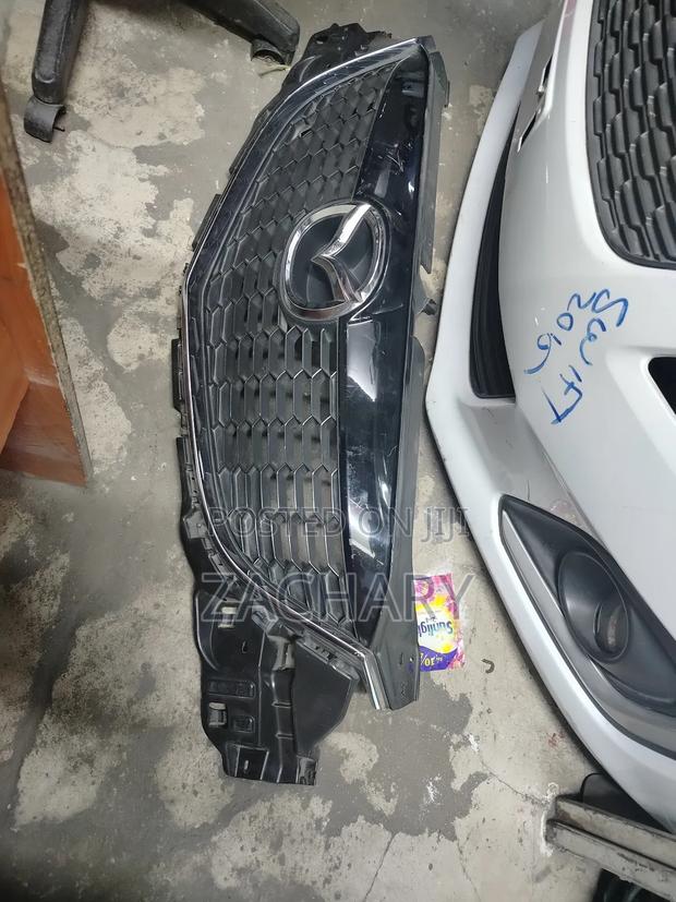 Ex Japan Cx-5 Grille - thumbnail 2