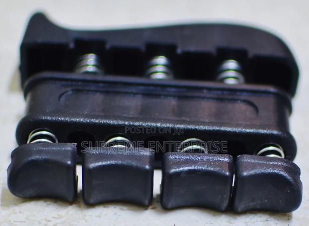 Adjustable Hand Grip - thumbnail 9