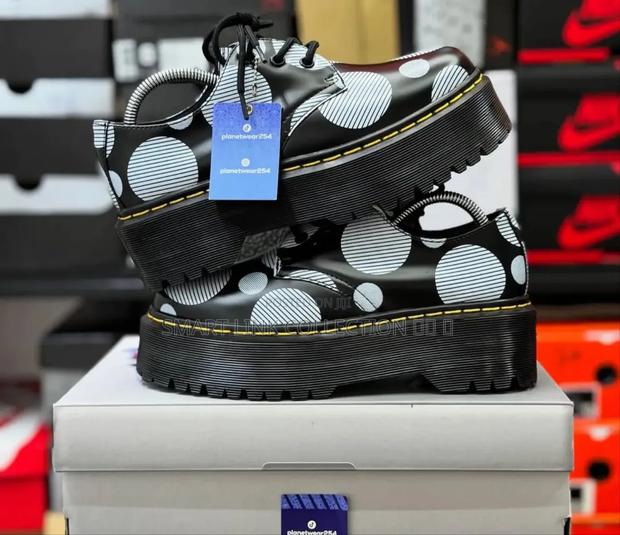 Dr Martens Polka Dots - main view
