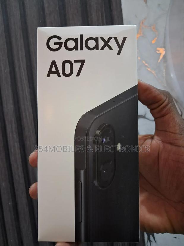 New Samsung Galaxy A07 4G 64 GB Black