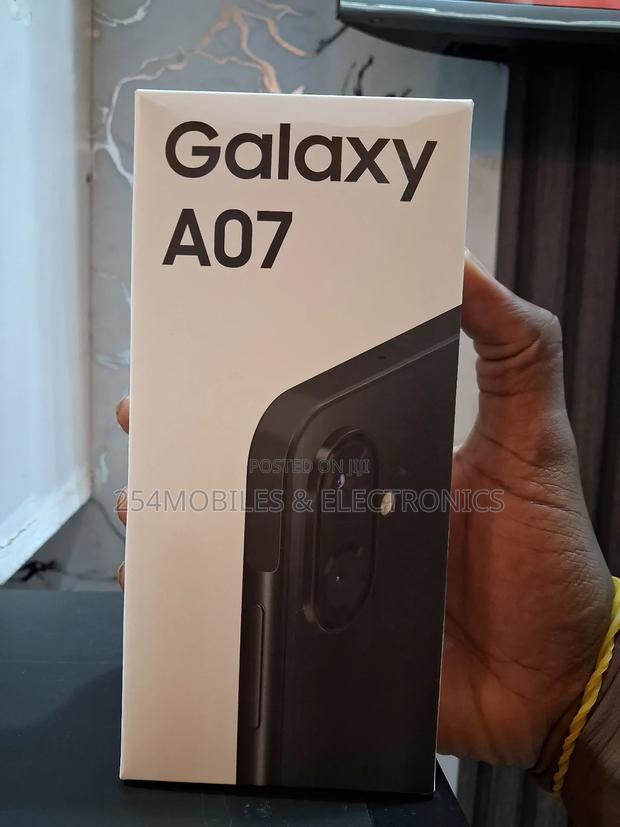 New Samsung Galaxy A07 4G 64 GB Black - thumbnail 3