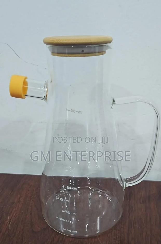 *900ml Glass Jug Bamboo Cork 2 Way Outlet Dispense