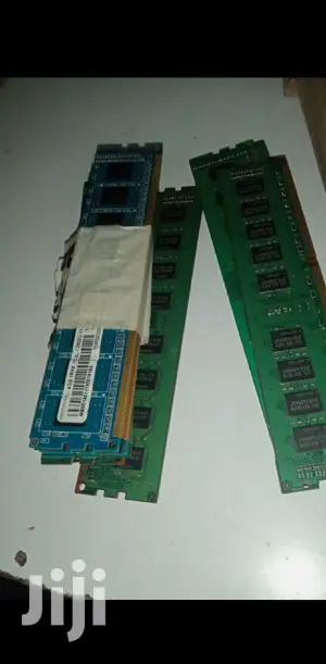4GB Laptop Ram Stick