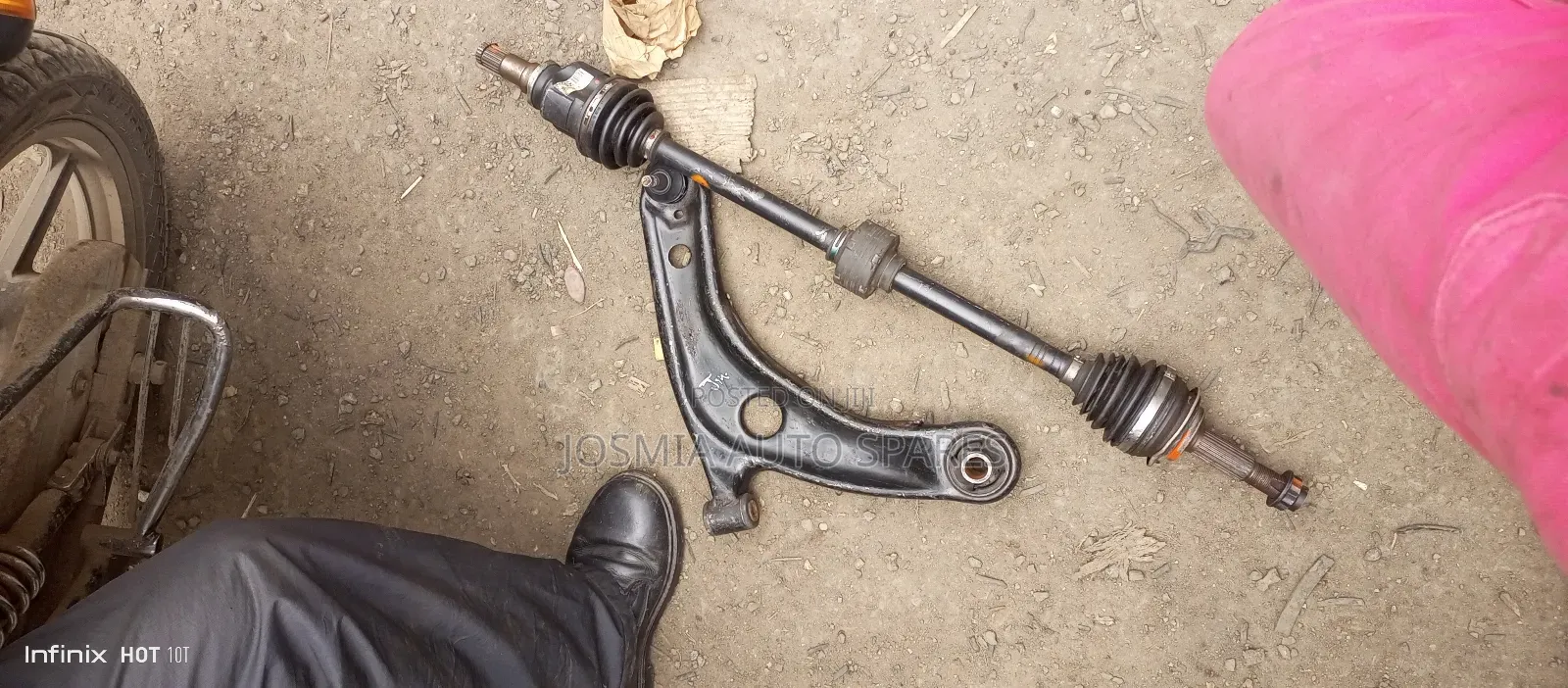 Toyota Ractis Control Arm