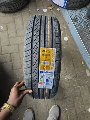 215/60r17 Mirage Tyre