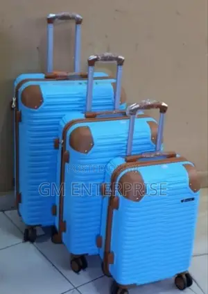 *
3 in 1 Luxurious Fibre Suitcase*