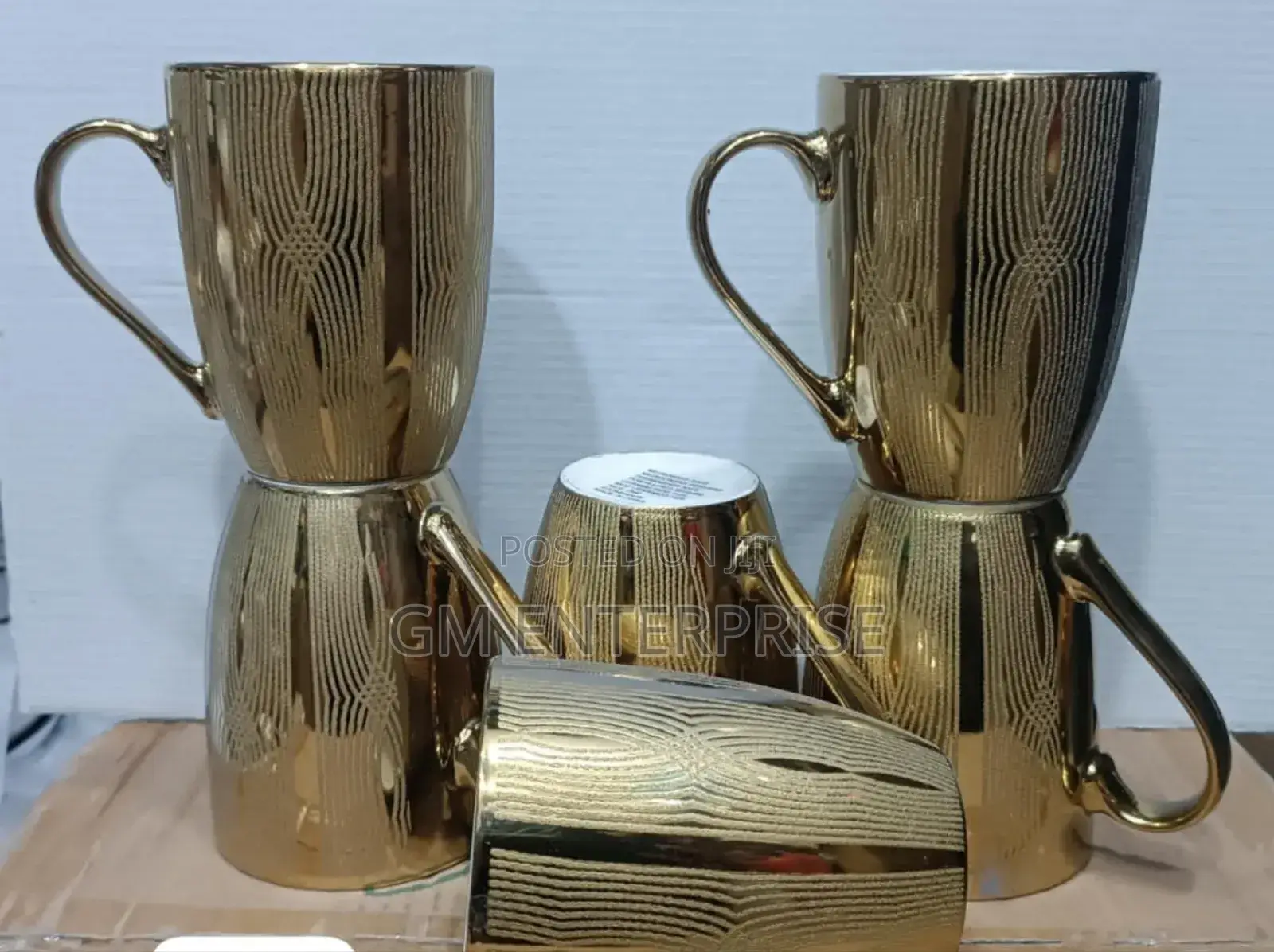 Ceramic Mug With Golden Prints