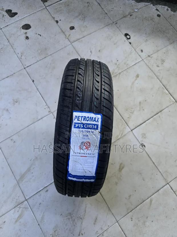 195/70r14 Petromax Tyre