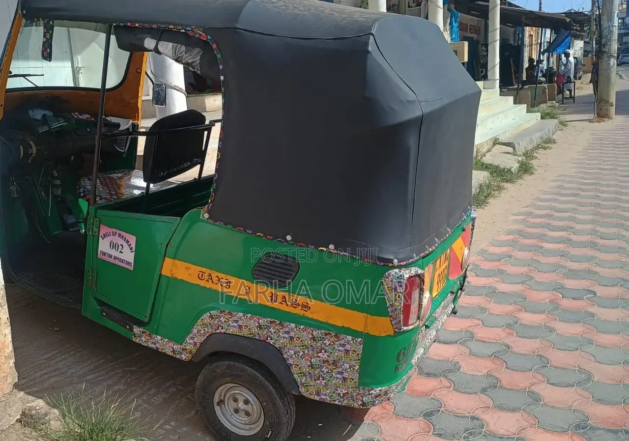Piaggio 2020 Green