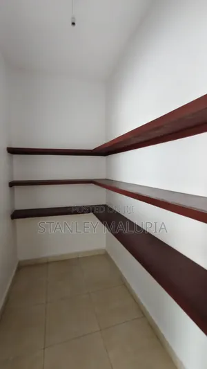 3bdrm Apartment in Westlands Area for rent