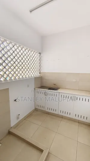 3bdrm Apartment in Westlands Area for rent