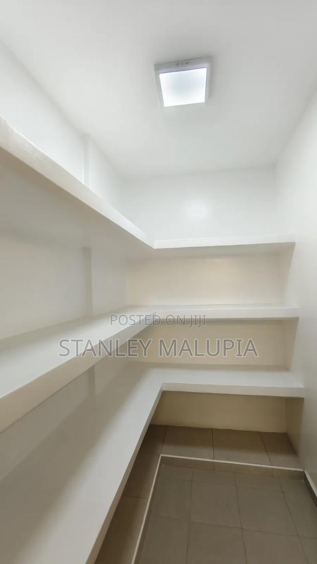 3bdrm Apartment in Westlands Area for sale - thumbnail 15