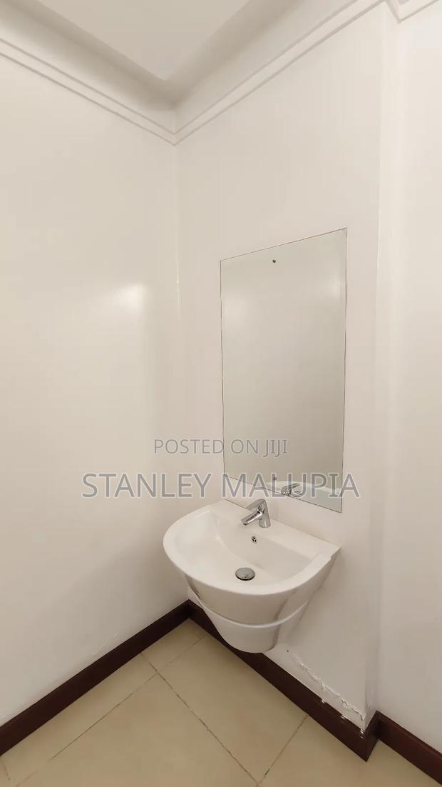 3bdrm Apartment in Westlands Area for sale - thumbnail 17