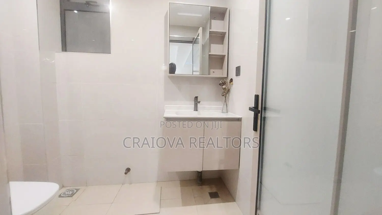 2bdrm Apartment in Raphta Road Area for sale