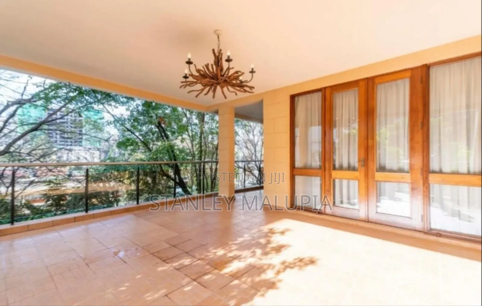 4bdrm Apartment in Riverside Area for rent