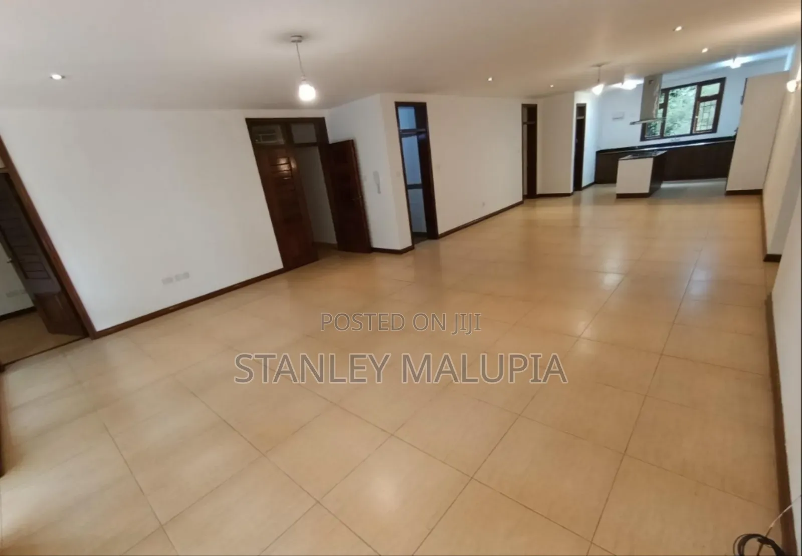 4bdrm Apartment in Riverside Area for rent
