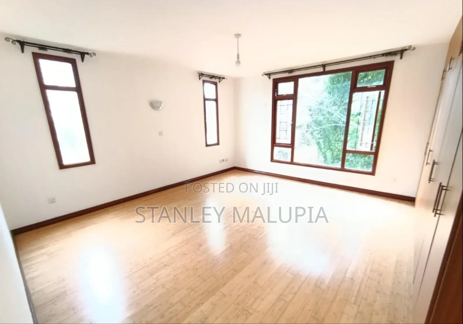 4bdrm Apartment in Riverside Area for rent