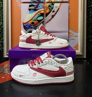 Travis Scott *Nike Jordan 1 Low *Supreme Sizes:37-45