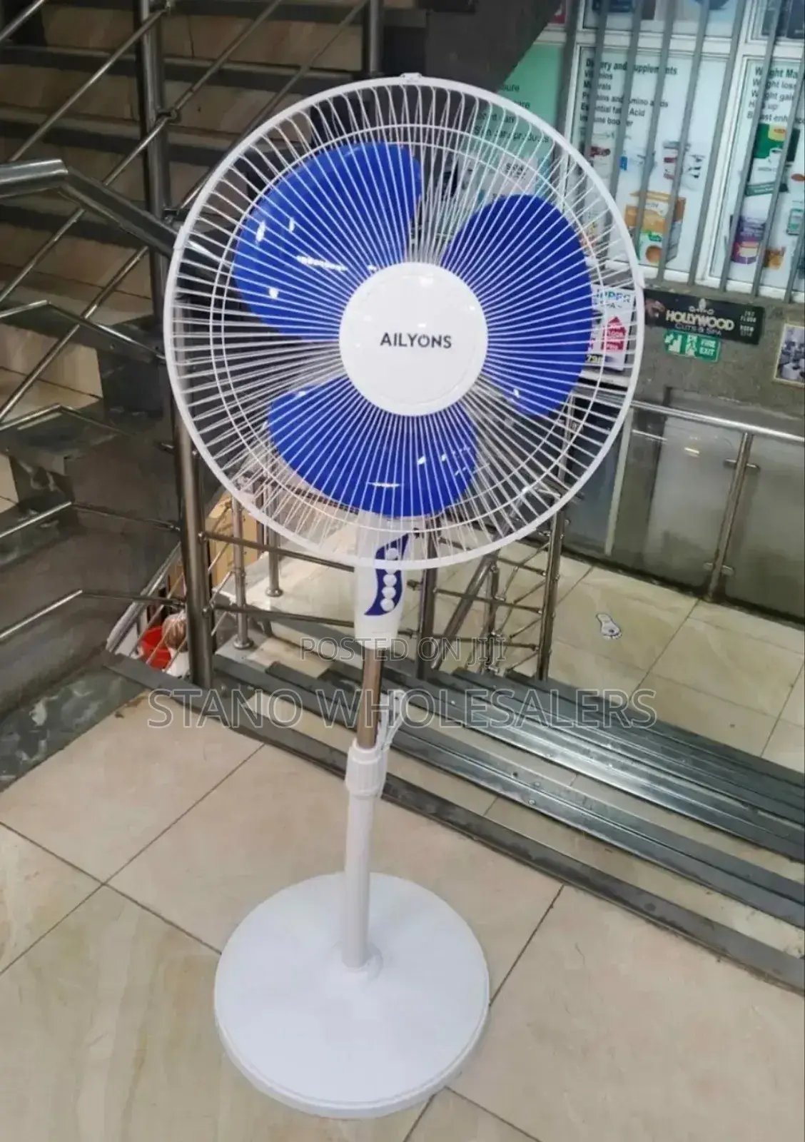 Sleek Design Ailyons 18inch Ceiling Fan