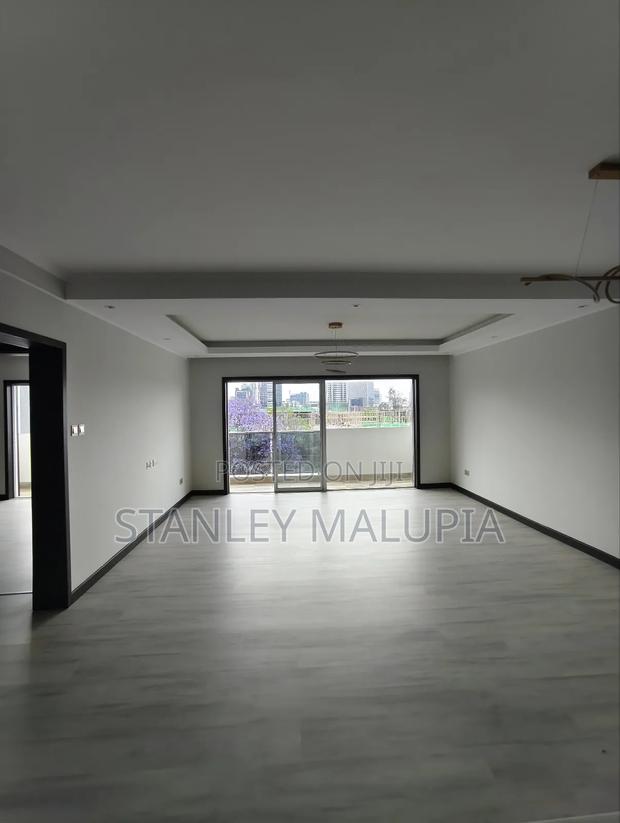 2bdrm Apartment in Riverside for sale - main view