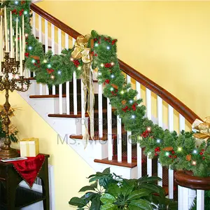 Xmas Garland Decoration With Pinecones,Red Berries* (2.7m )