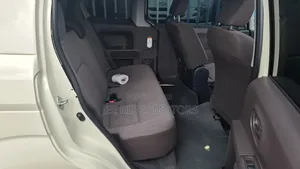 Toyota Porte 1.5 FWD 2015 Beige