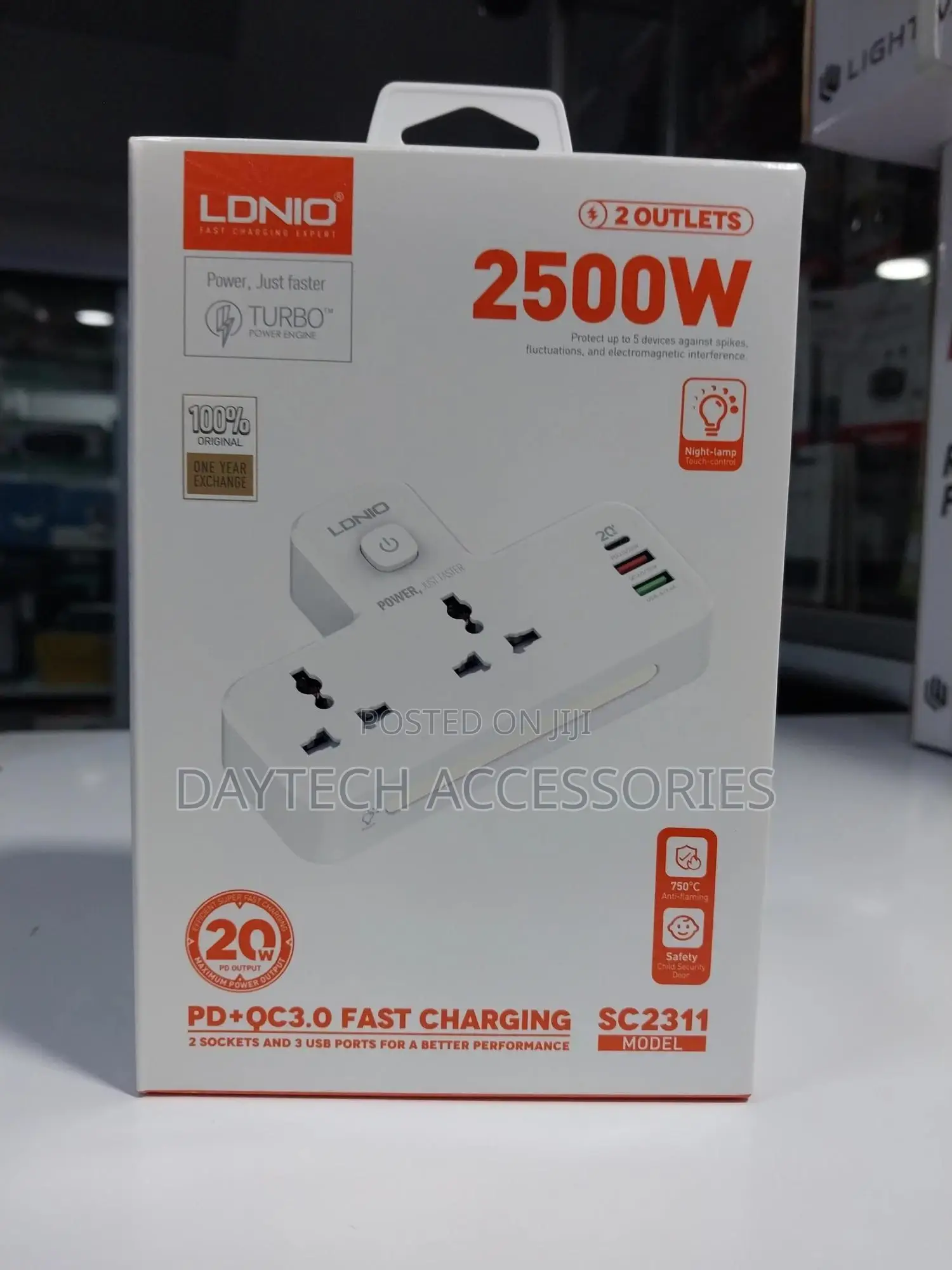Ldnio Sc2311 3-Port Usb Charger Extension 2 Sockets Power Strip 20w