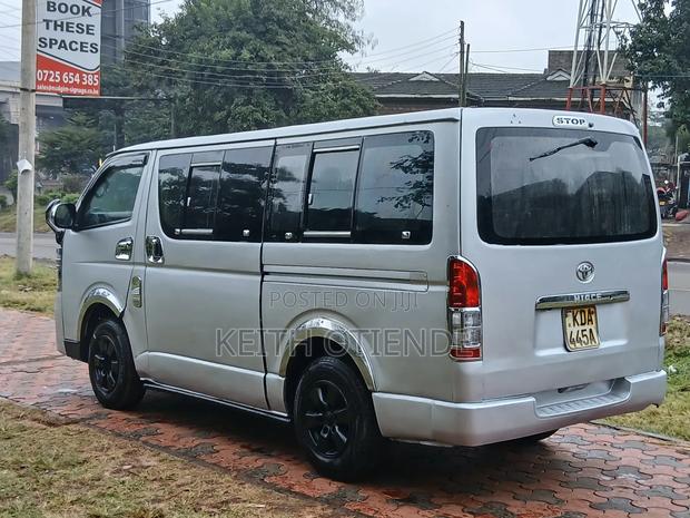 Toyota HiAce 2013 Silver - thumbnail 5