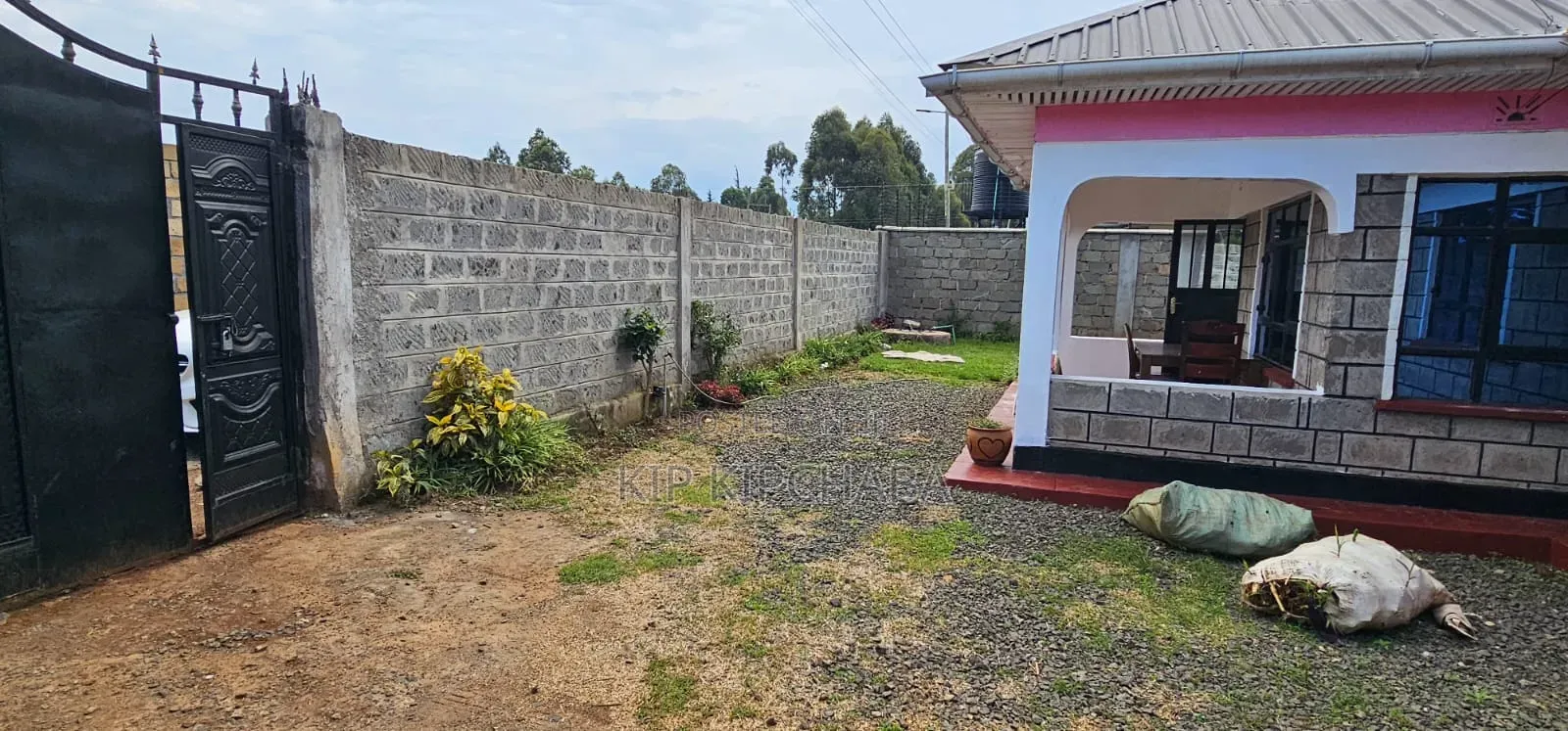 3bdrm Bungalow in Illula for sale
