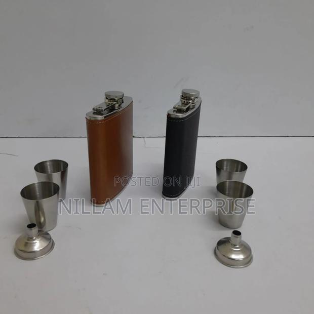 Portable Hip Flask/Whisky Bottle Set - thumbnail 4