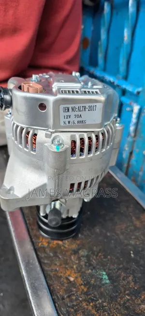Brand New Altanator for Toyota 5l(Hiace)