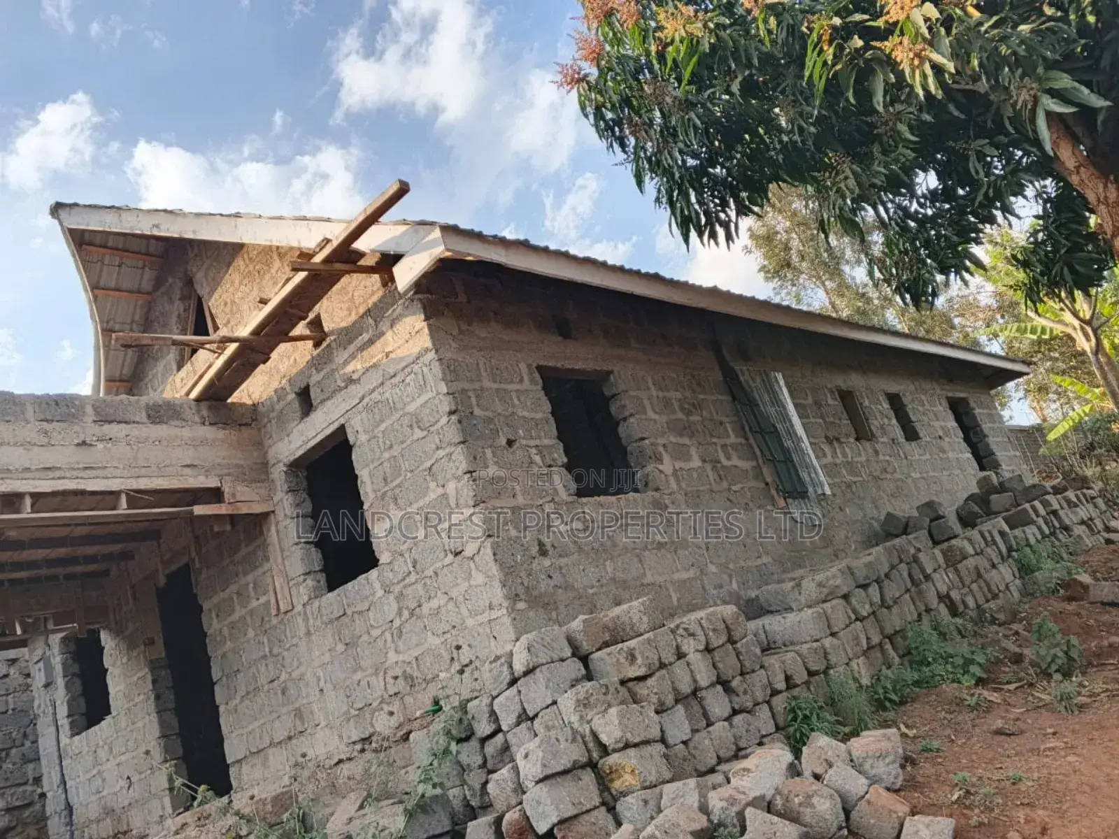 1/8 Acre for Sale in Makenji Near Tarmac