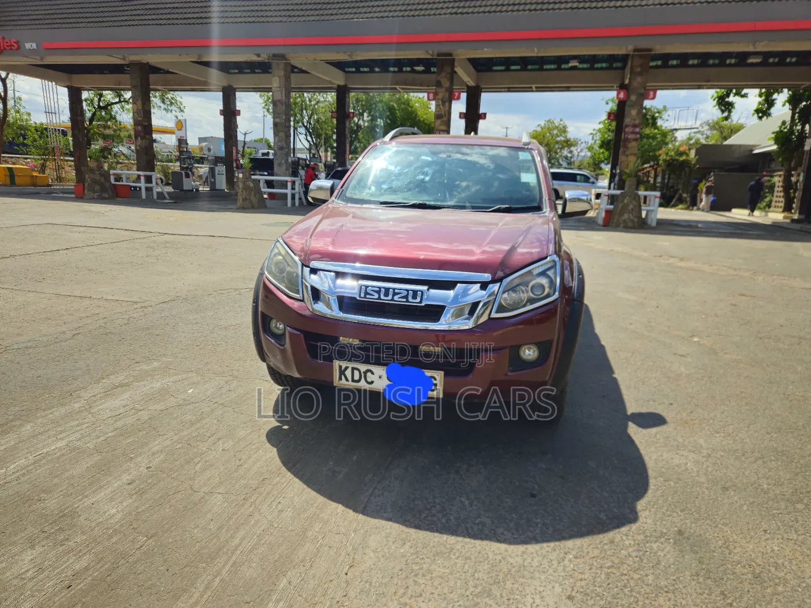 Isuzu D-MAX 2015 Red