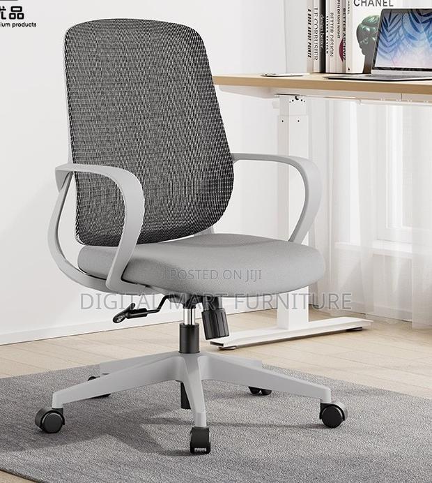 Office Chair: Fabric Blue Mesh Chair - thumbnail 6