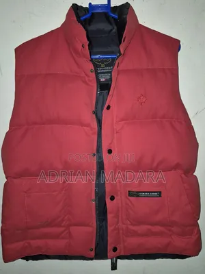 Canada Goose Red Windbreaker(L)